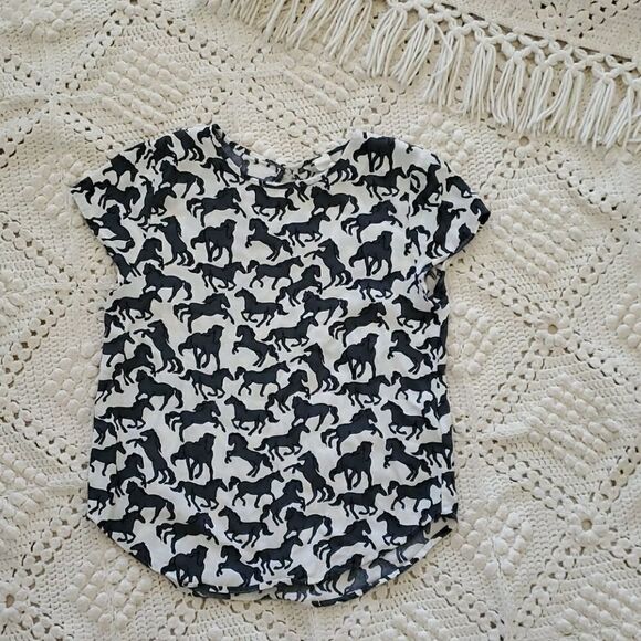 H&M | EUC Cute Horses Top Size 4 - Picture 1 of 4